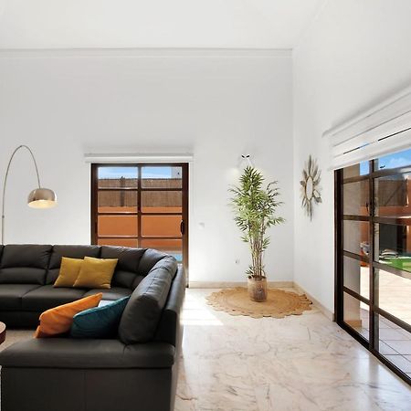 Villa คอร์ราเลโฮ ภายนอก รูปภาพ